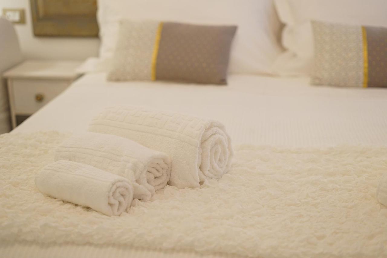 ラヴェンナ Fermatiqui Bed & Breakfast エクステリア 写真